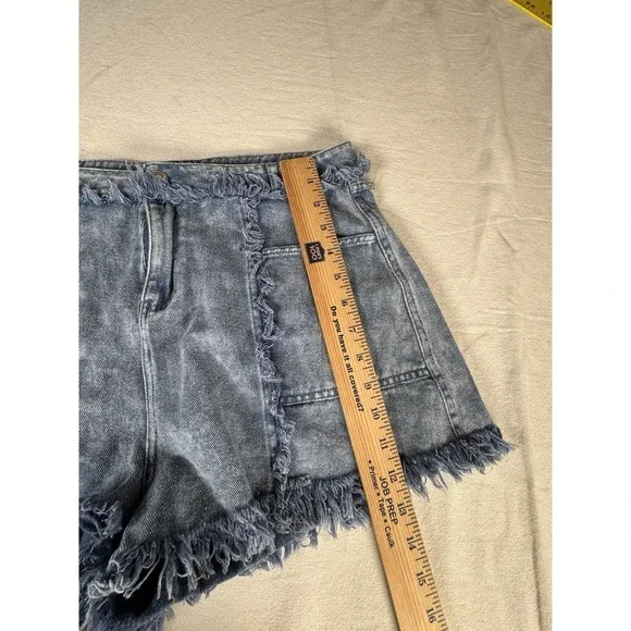 Fantastic Fawn High Rise Fringe Cut Off Booty Shorts Cowgirl Boho Western Sz L - Picture 7 of 9